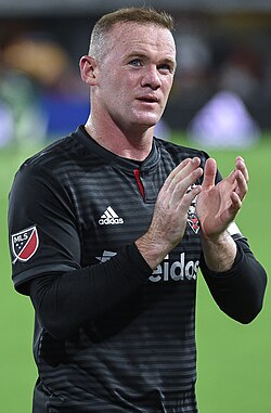 Wayne Rooney: Huyền Thoại Sống Của Bóng Đá Anh Và Những Dấu Son Lịch Sử